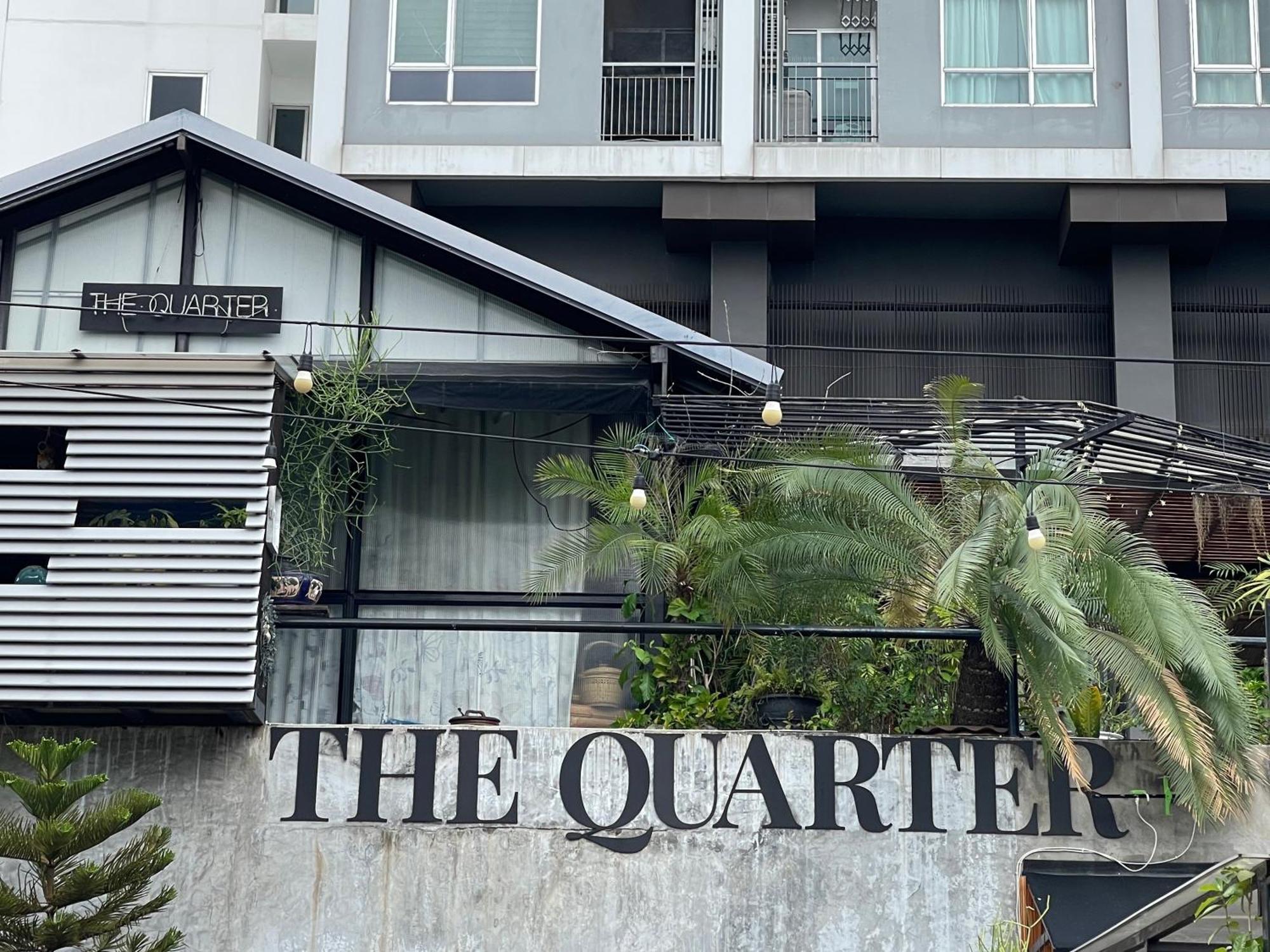 Appartamento The Quarter Wutthakat Bangkok Esterno foto