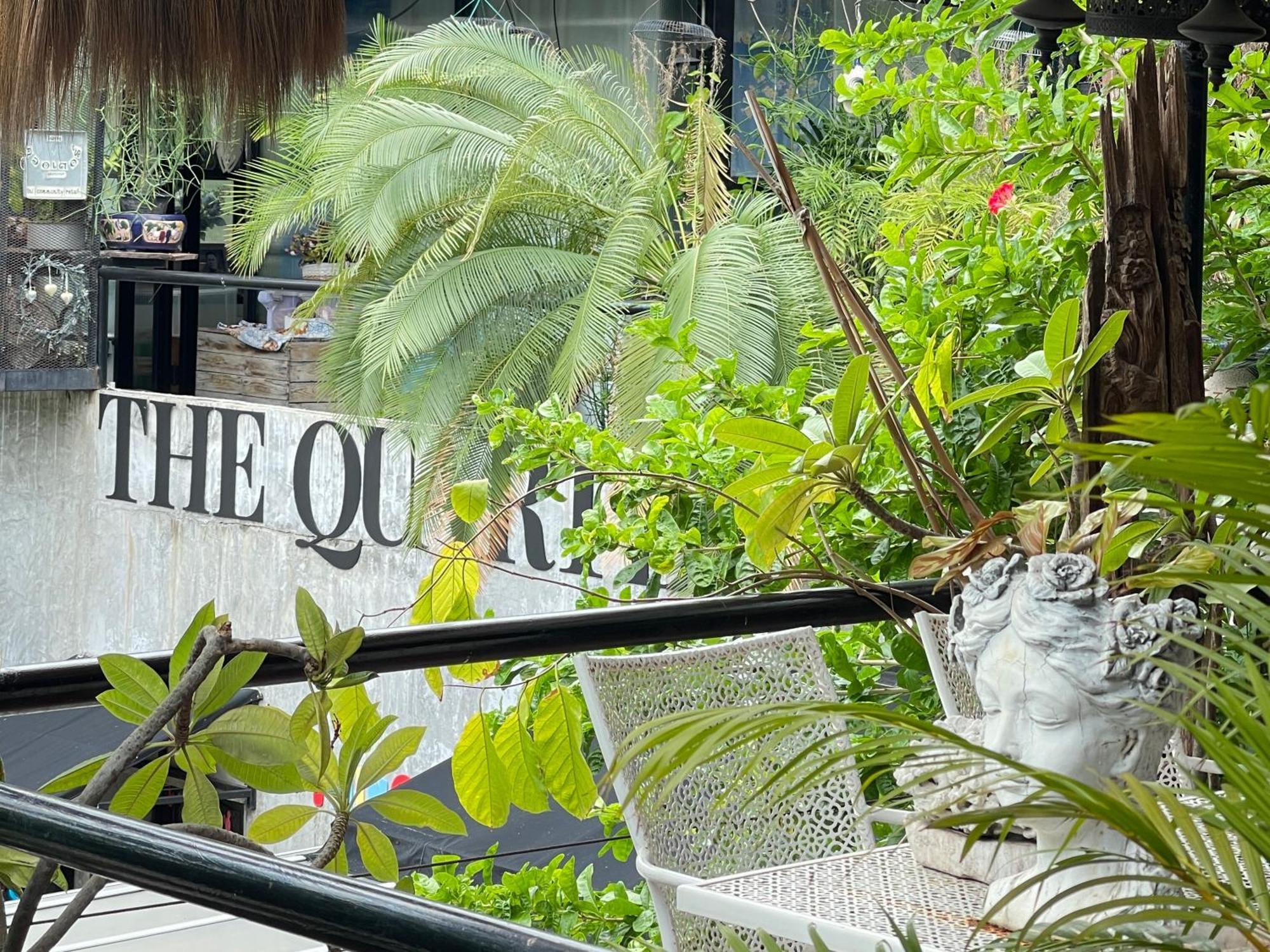 Appartamento The Quarter Wutthakat Bangkok Esterno foto